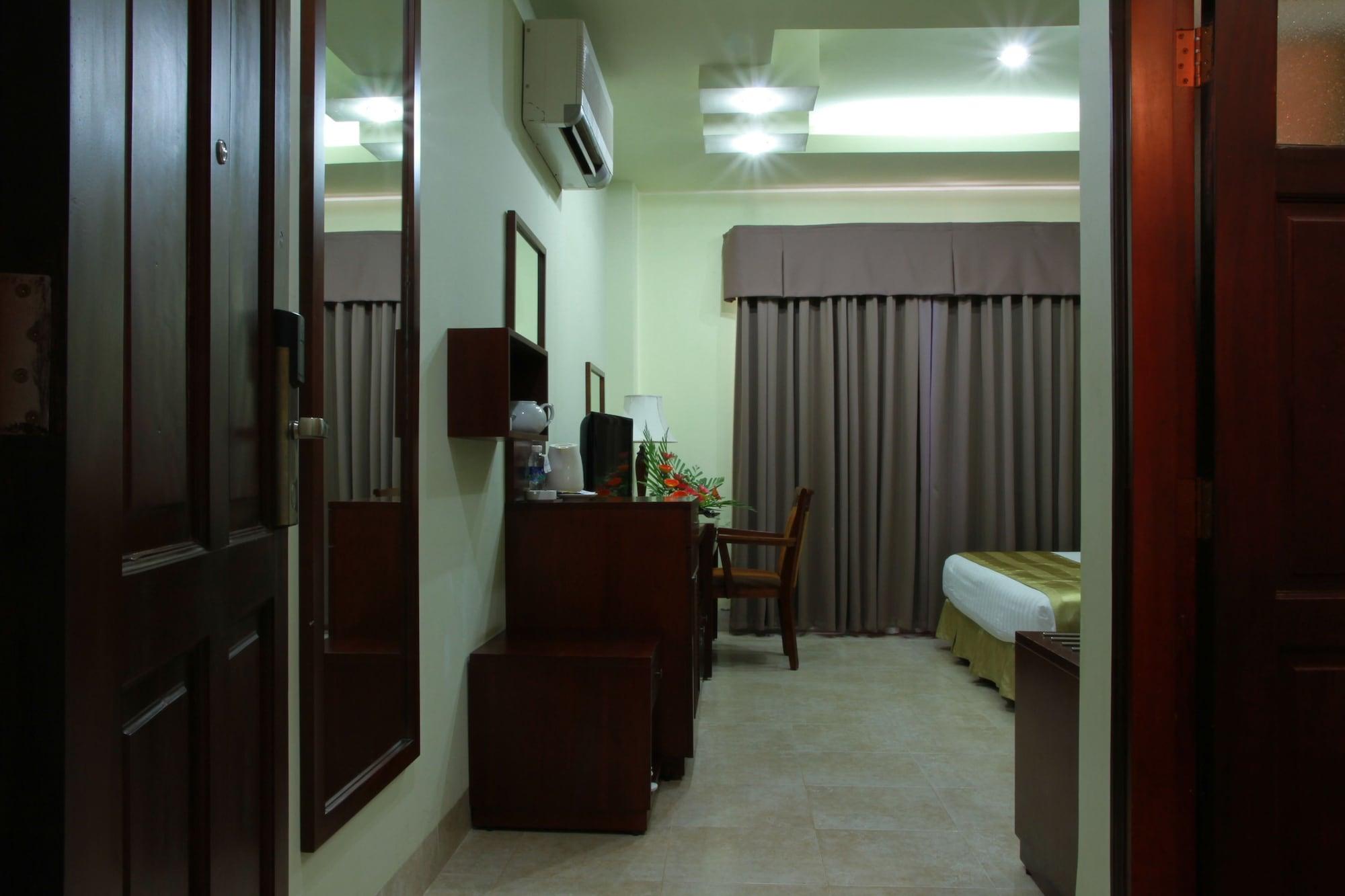 Dakruco Hotel Buon Ma Thuot Exterior foto