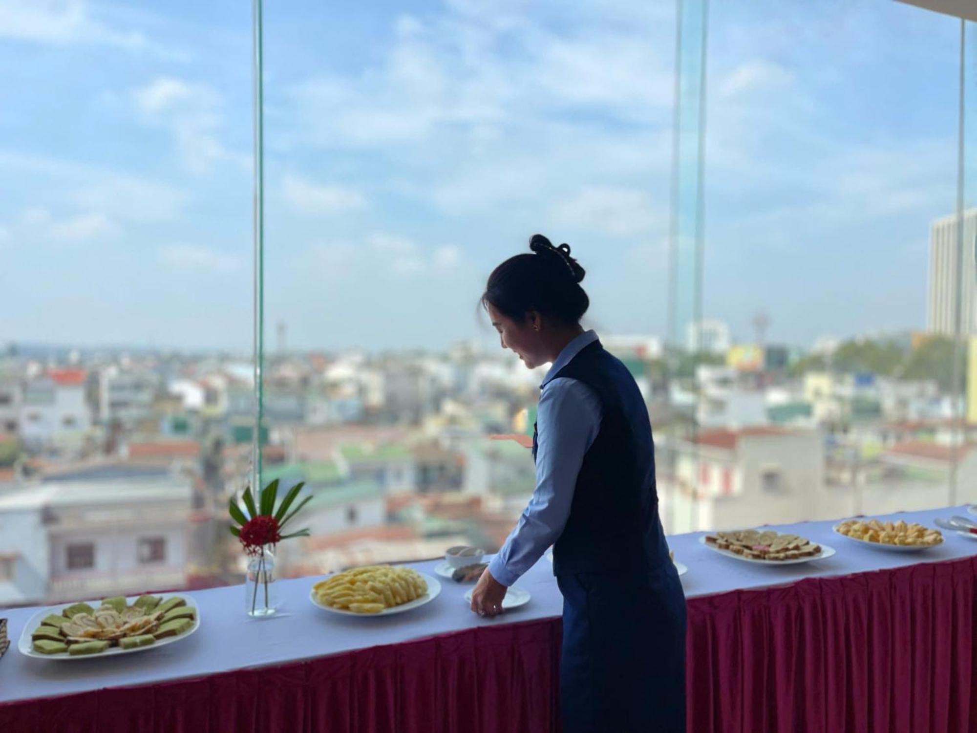 Dakruco Hotel Buon Ma Thuot Exterior foto
